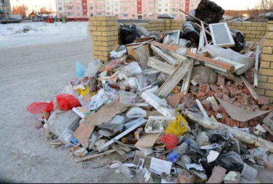 Можно ли выбрасывать строительный мусор по закону в контейнеры у дома